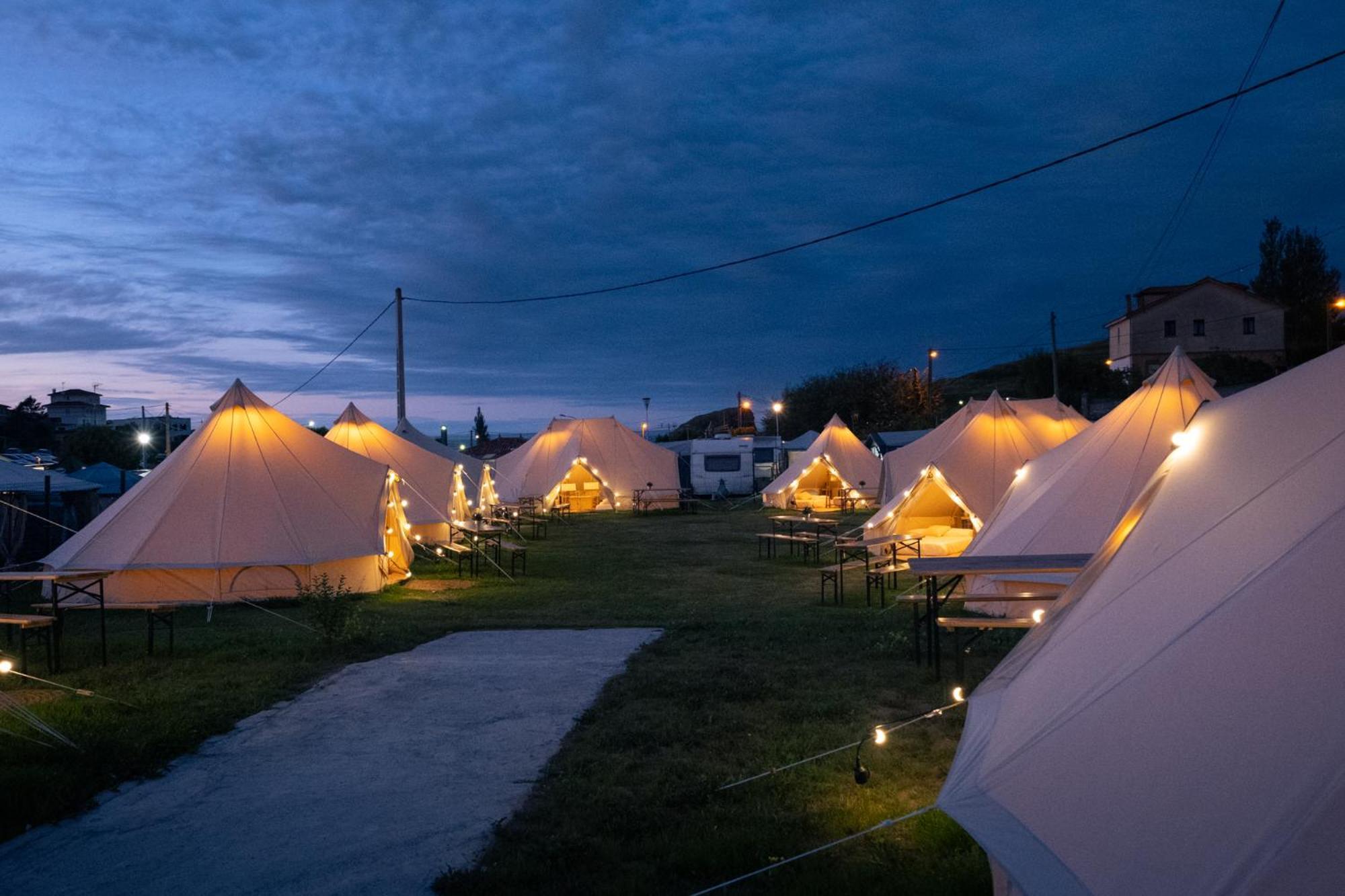 Hotel Kampaoh Castrillon Naveces Zewnętrze zdjęcie